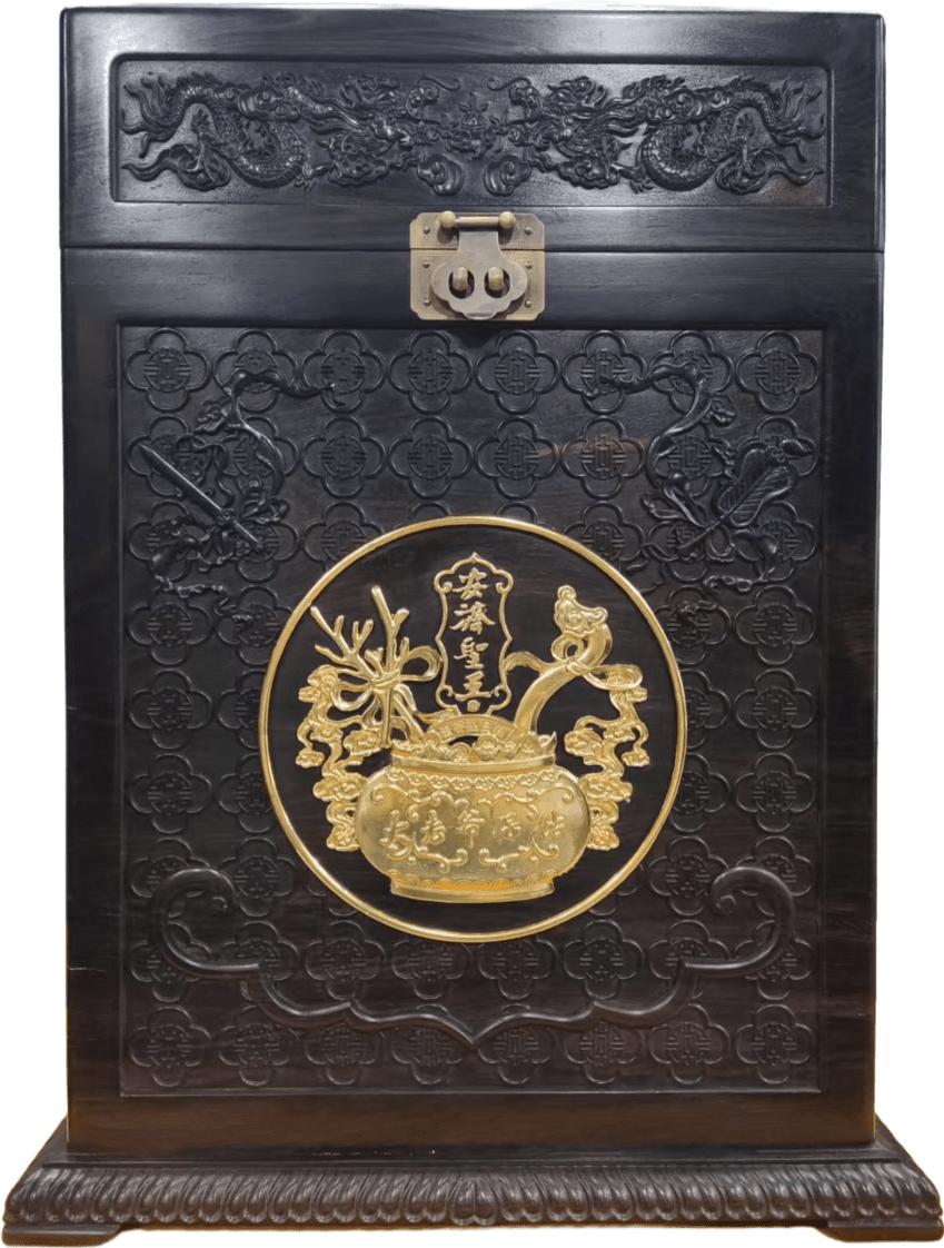 《藏金纳福》金漆木雕 李少杭、卢庆合 金漆木雕.png